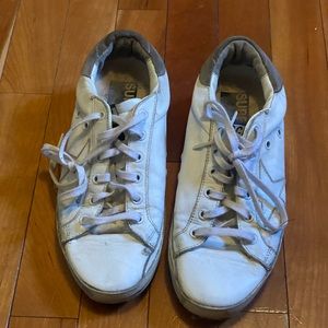 Golden Goose Superstar size 37